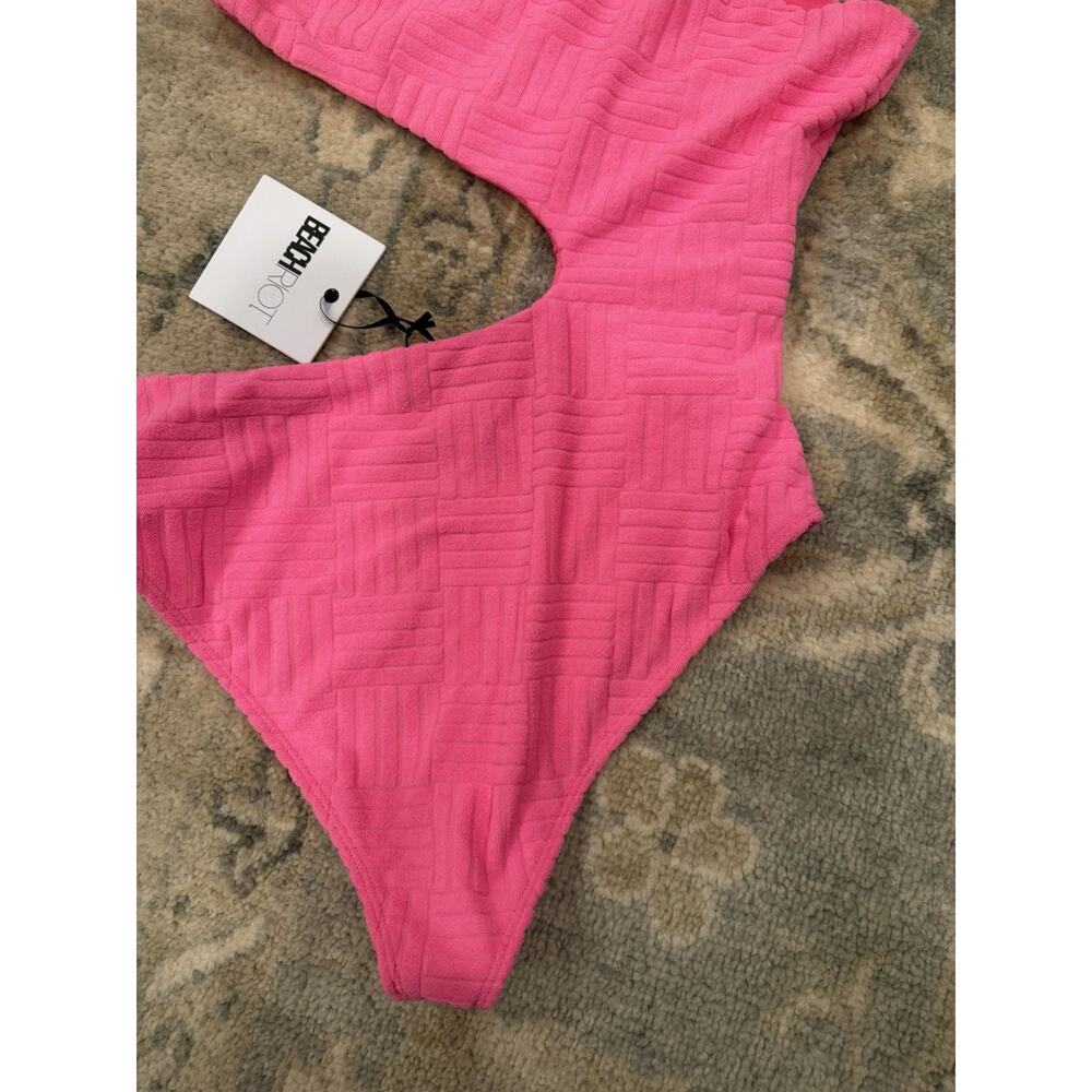 Beach Riot Celine Cutout One Piece Swimsuit strawberry moon size M NWT $158 - Picture 3 of 12